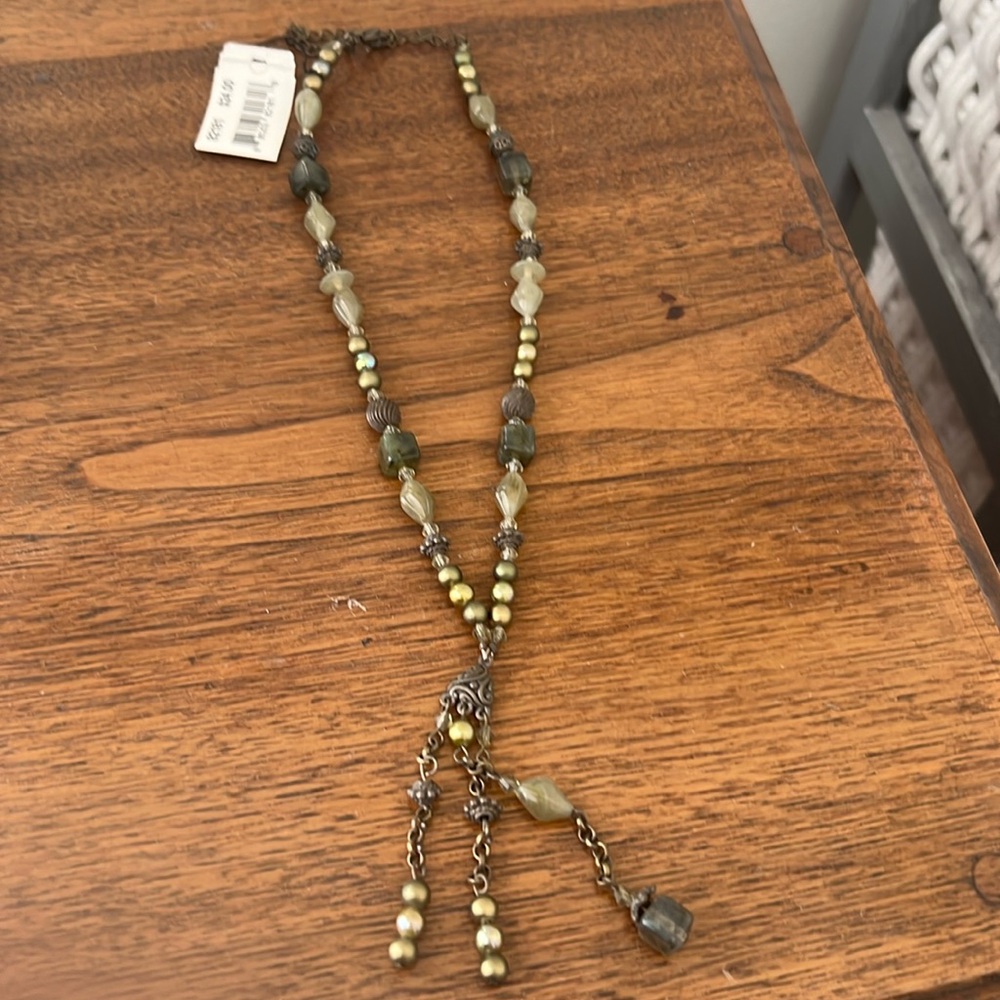 New Cookie Lee green bead necklace